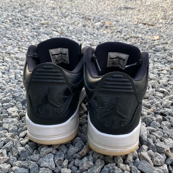 Jordan 3’s Cyber Monday. Amazing shoes size 9.5 - Picture 4 of 4